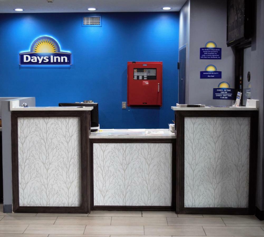 Days Inn By Wyndham Монтгомері Екстер'єр фото